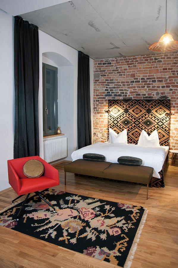Emmerich Hotel Goerlitz Eksteriør billede A room at the Hotel
