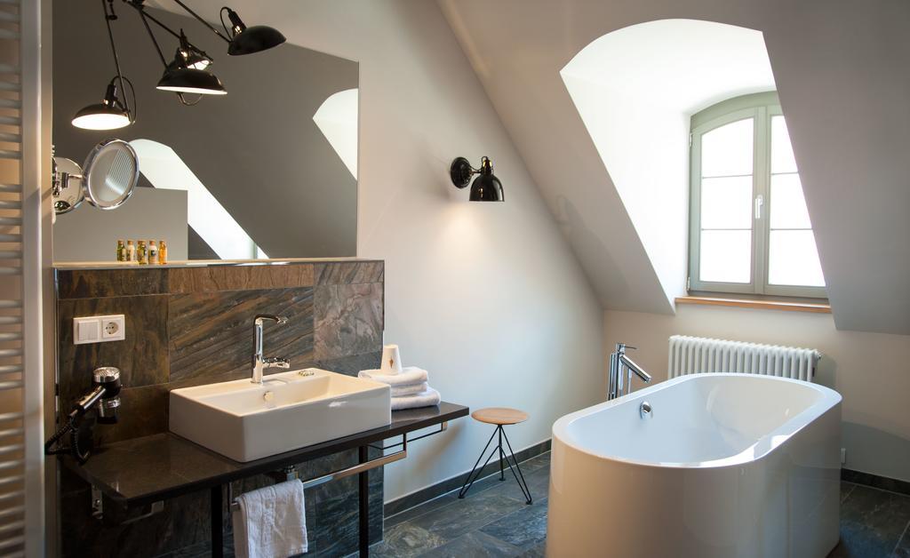 Emmerich Hotel Goerlitz Værelse billede Bathroom